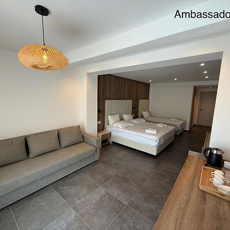 Ambassador & Ambassador Lux Apartments 乌尔齐尼 外观 照片