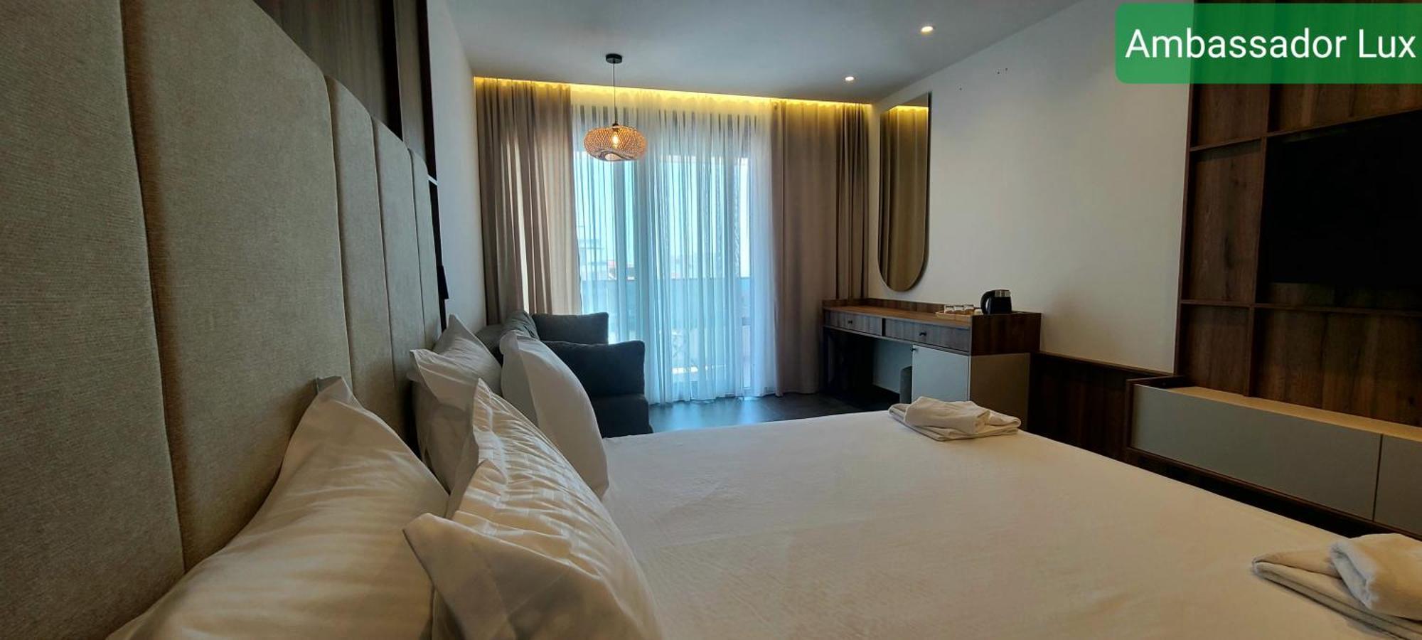 Ambassador & Ambassador Lux Apartments 乌尔齐尼 客房 照片