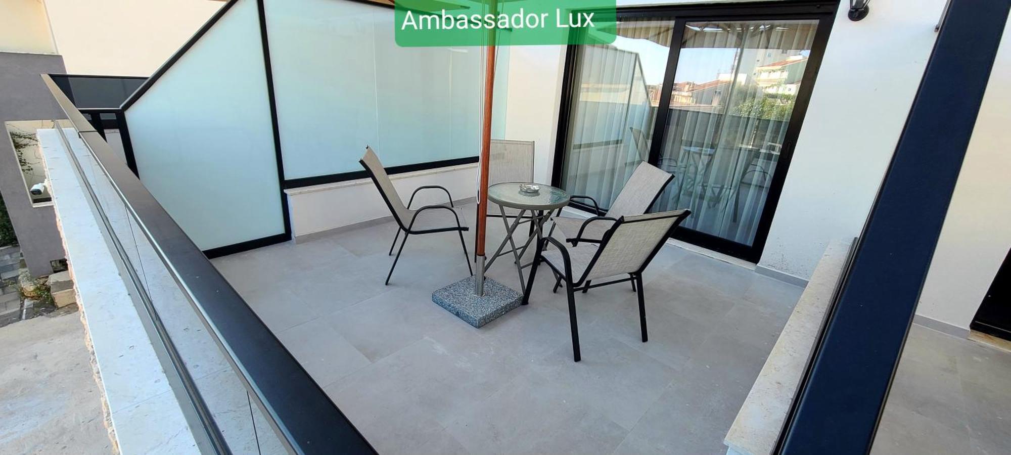 Ambassador & Ambassador Lux Apartments 乌尔齐尼 客房 照片