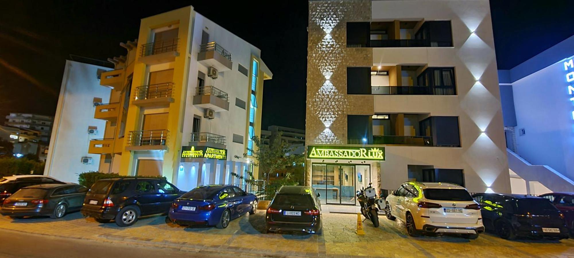 Ambassador & Ambassador Lux Apartments 乌尔齐尼 外观 照片