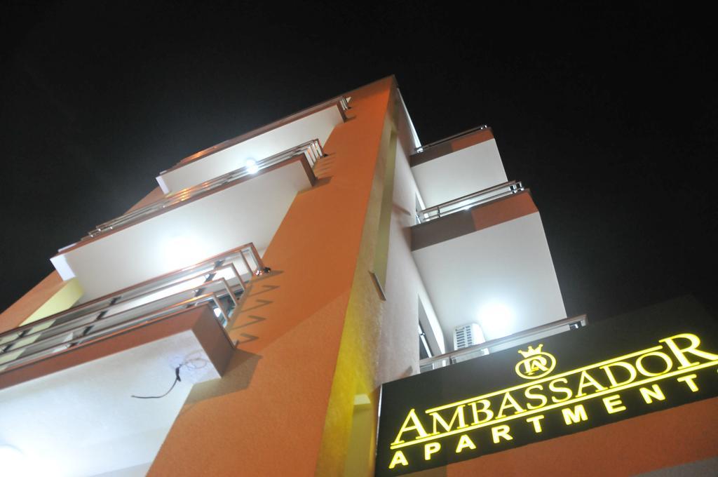 Ambassador & Ambassador Lux Apartments 乌尔齐尼 外观 照片