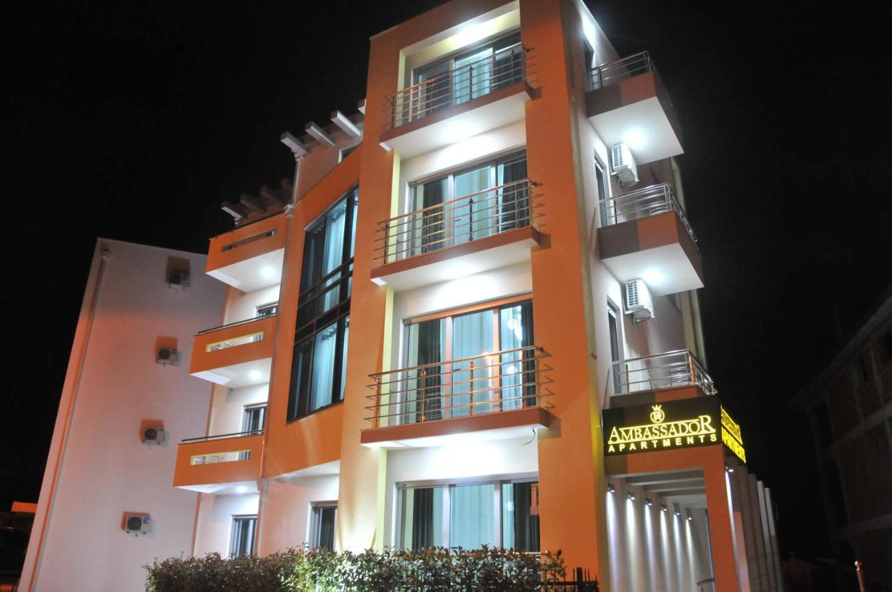 Ambassador & Ambassador Lux Apartments 乌尔齐尼 外观 照片